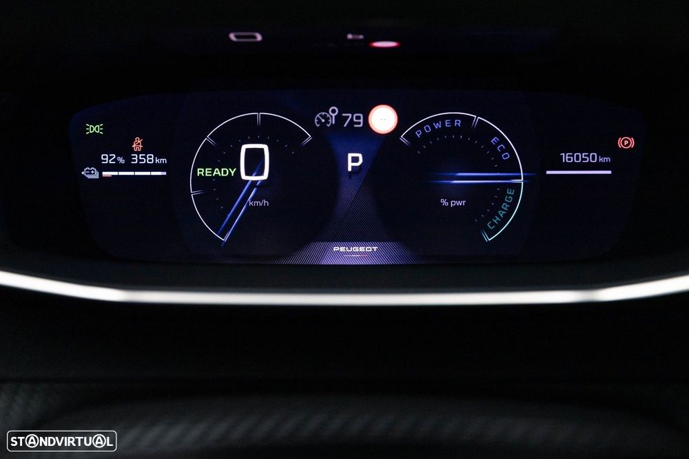 Peugeot e-2008 54 kWh GT - 32