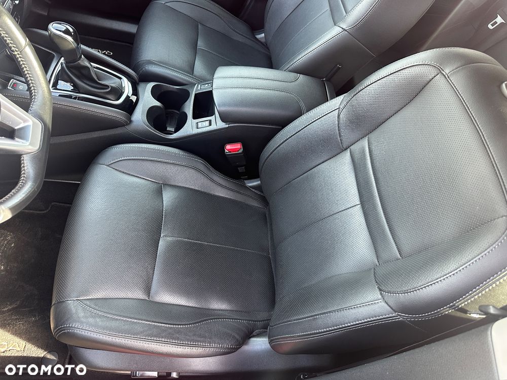 Nissan Qashqai 1.2 DIG-T Xtronic TEKNA+ - 22