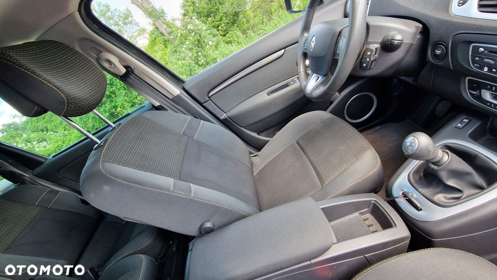 Renault Scenic 1.4 16V TCE Privilege - 25