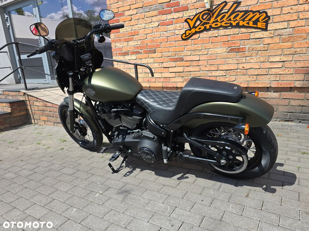 Harley-Davidson Dyna Street Bob - 17