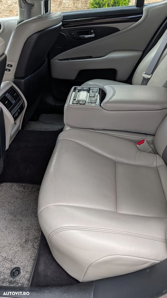 LEXUS LS 2013 — imagine 11