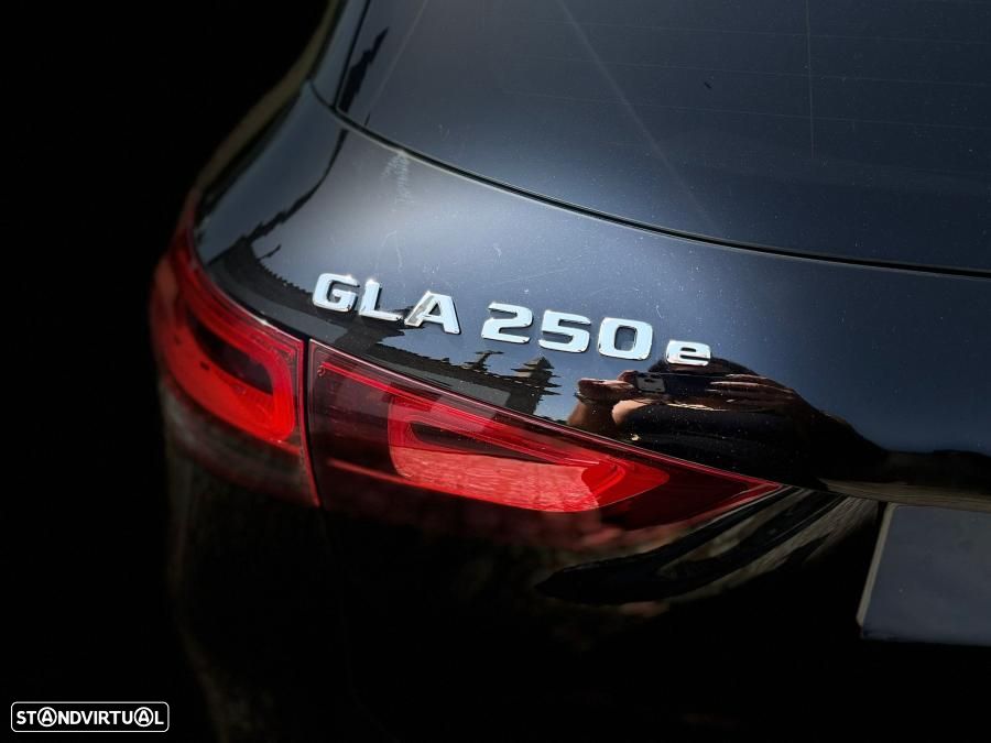 Mercedes-Benz GLA 250 - 16