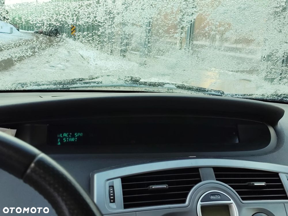 Renault Scenic 1.6 16V Expression - 13