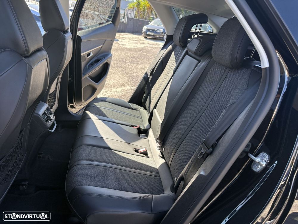 Peugeot 3008 1.2 PureTech Allure EAT8 - 25
