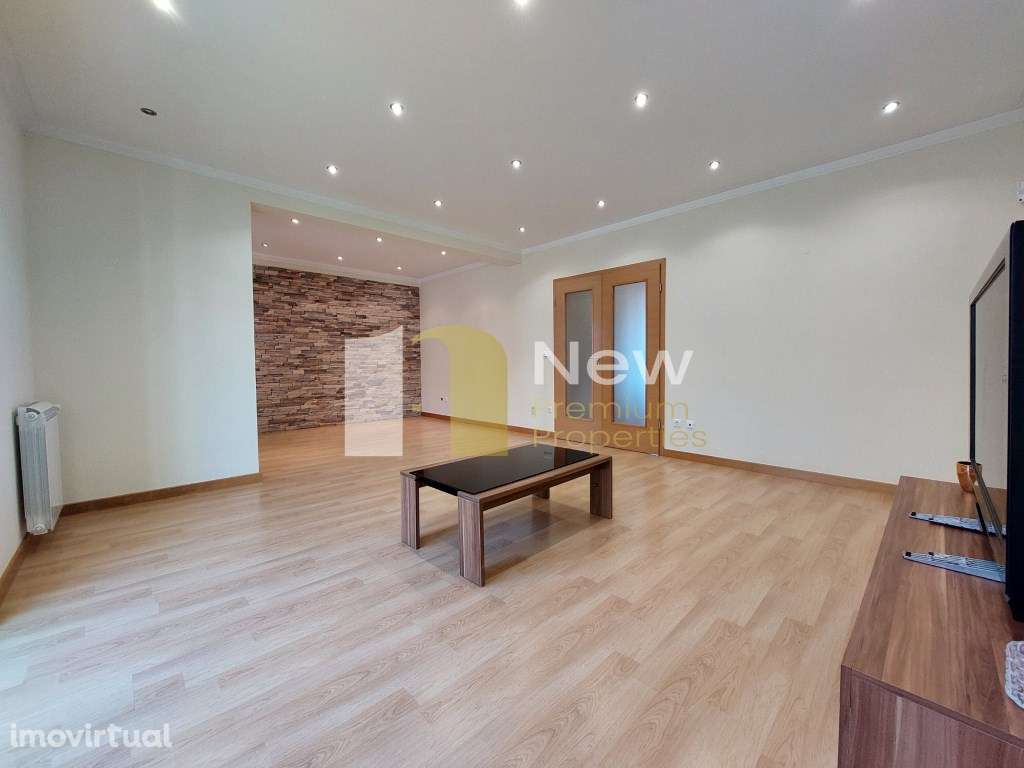 Moradia T4 em Casal dos Matos - Leiria. - Grande imagem: 4/55