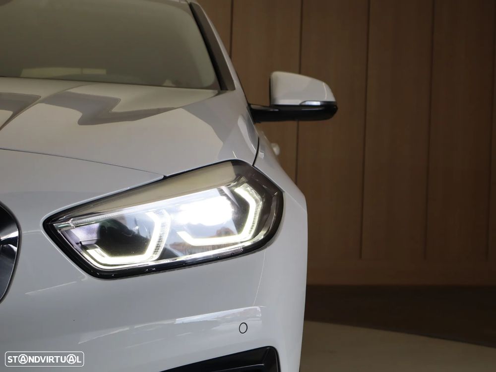 BMW 116 i Sport Line - 11
