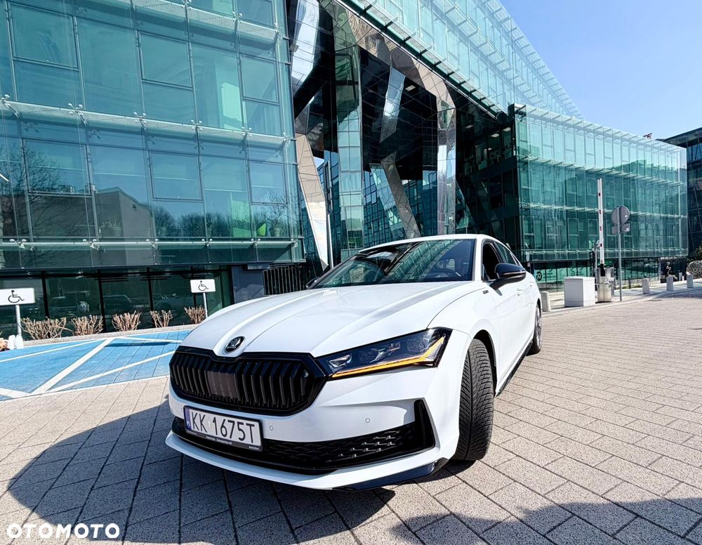 Skoda Superb 2.0 TDI SCR 4x4 Sportline DSG - 17