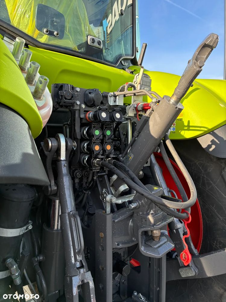 Claas Arion 470 CIS+ - 10