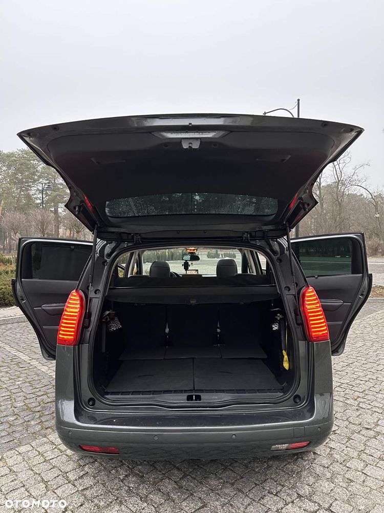 Peugeot 5008 1.6 HDi Premium - 10