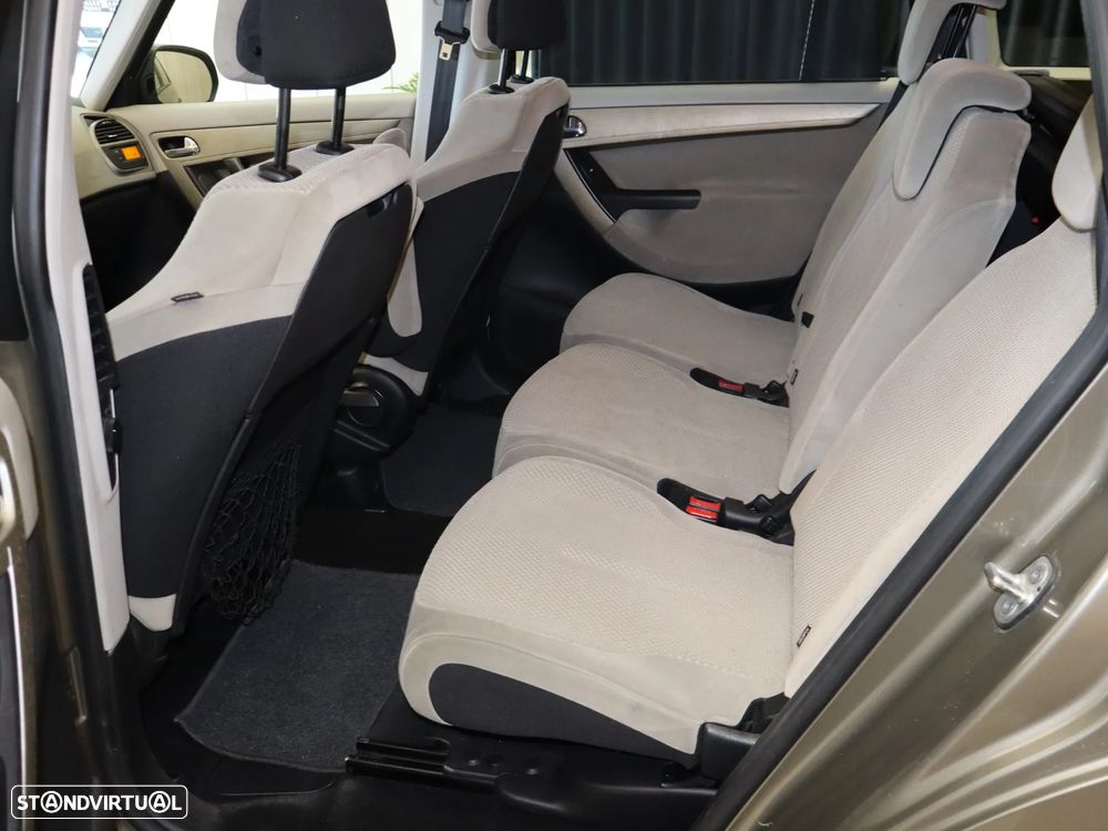 Citroën C4 Grand Picasso 1.6 HDi Seduction - 12