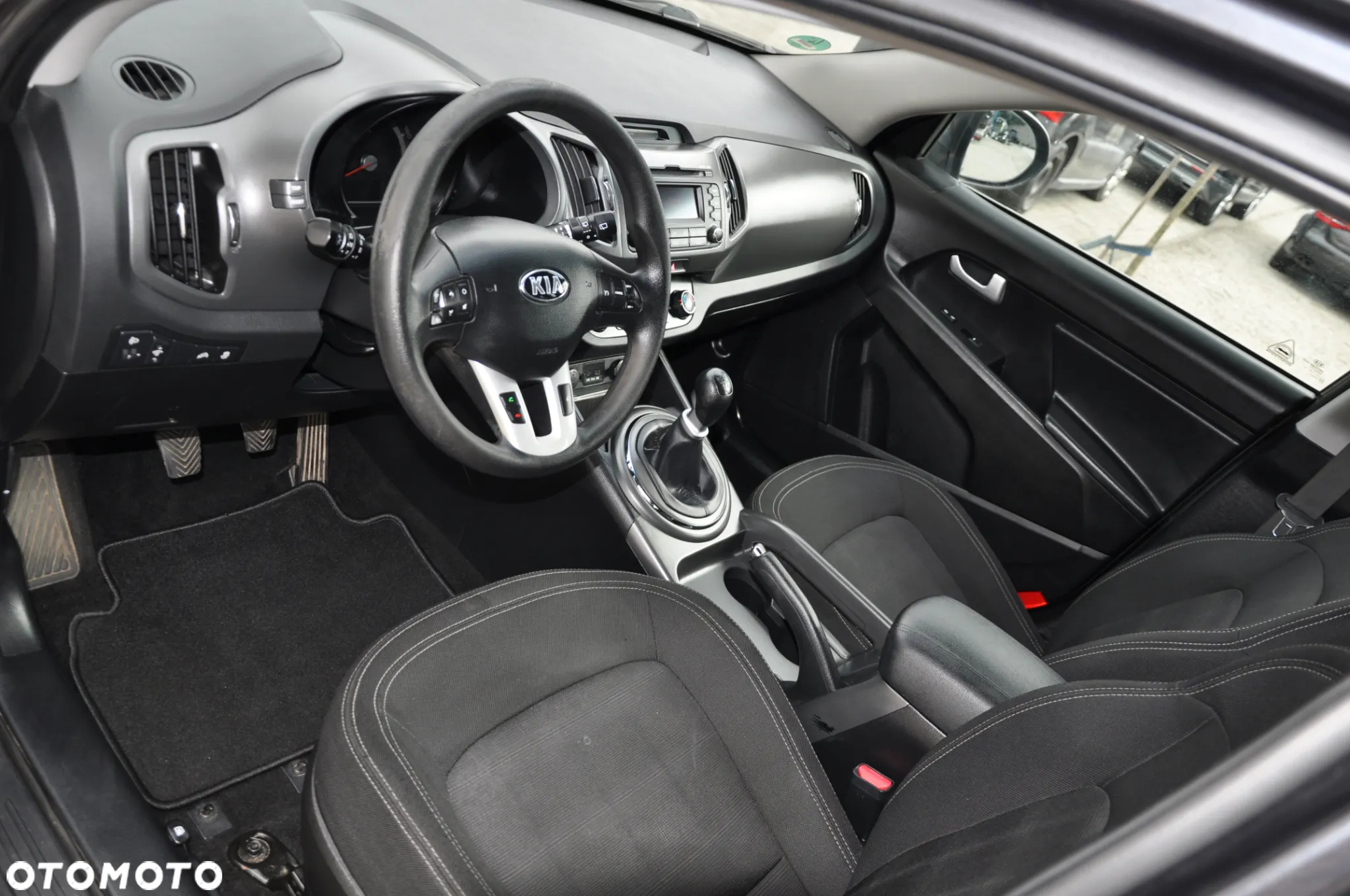 Kia Sportage - 13