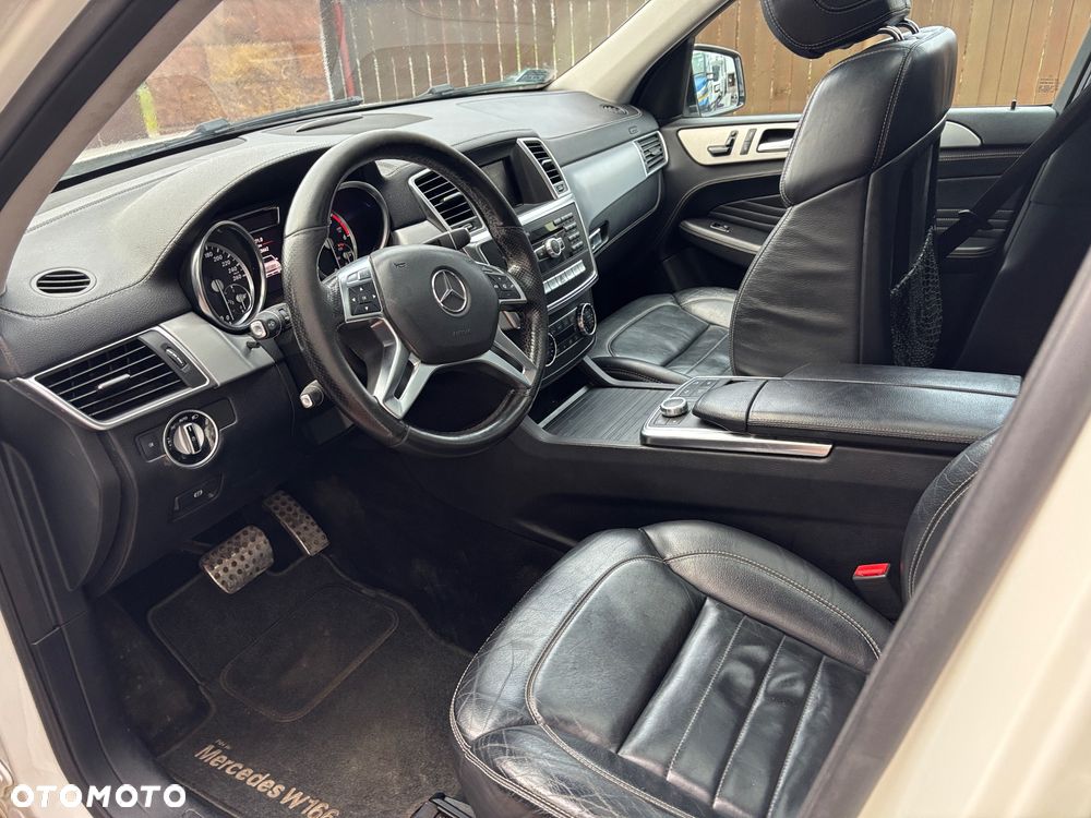 Mercedes-Benz ML 350 BlueTEC 4MATIC 7G-TRONIC Edition 1 - 8