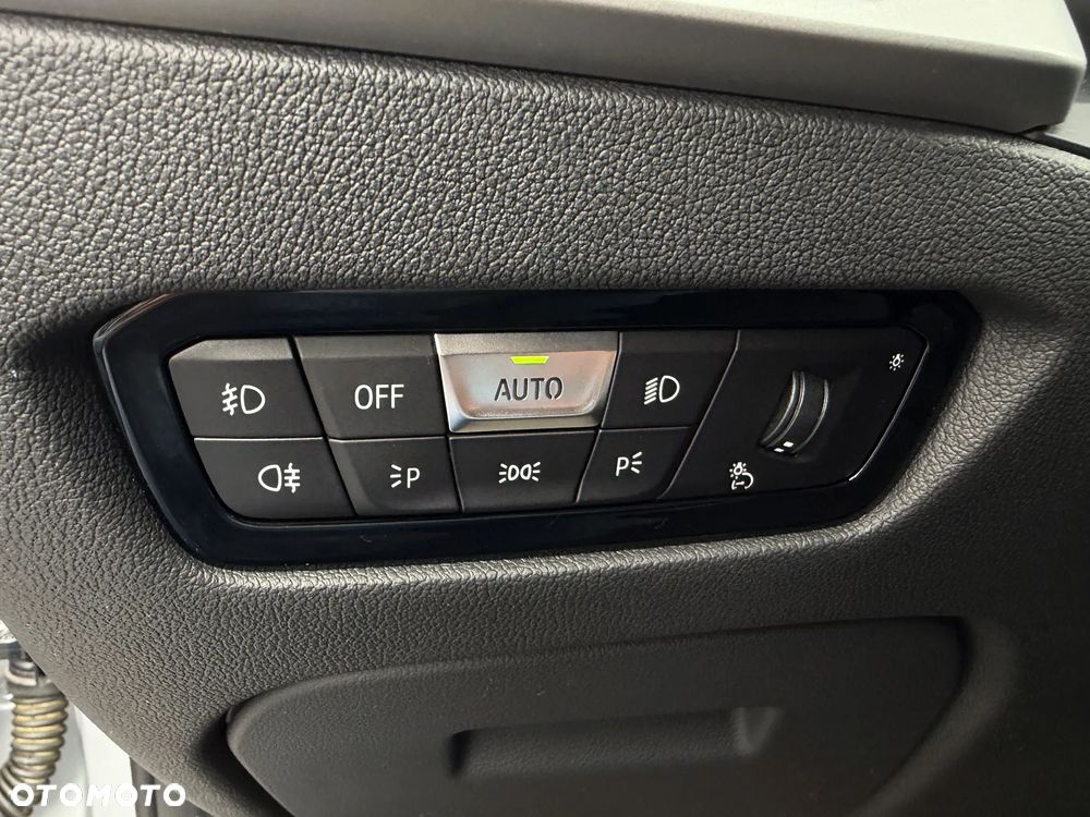 BMW Seria 3 320d Advantage - 29