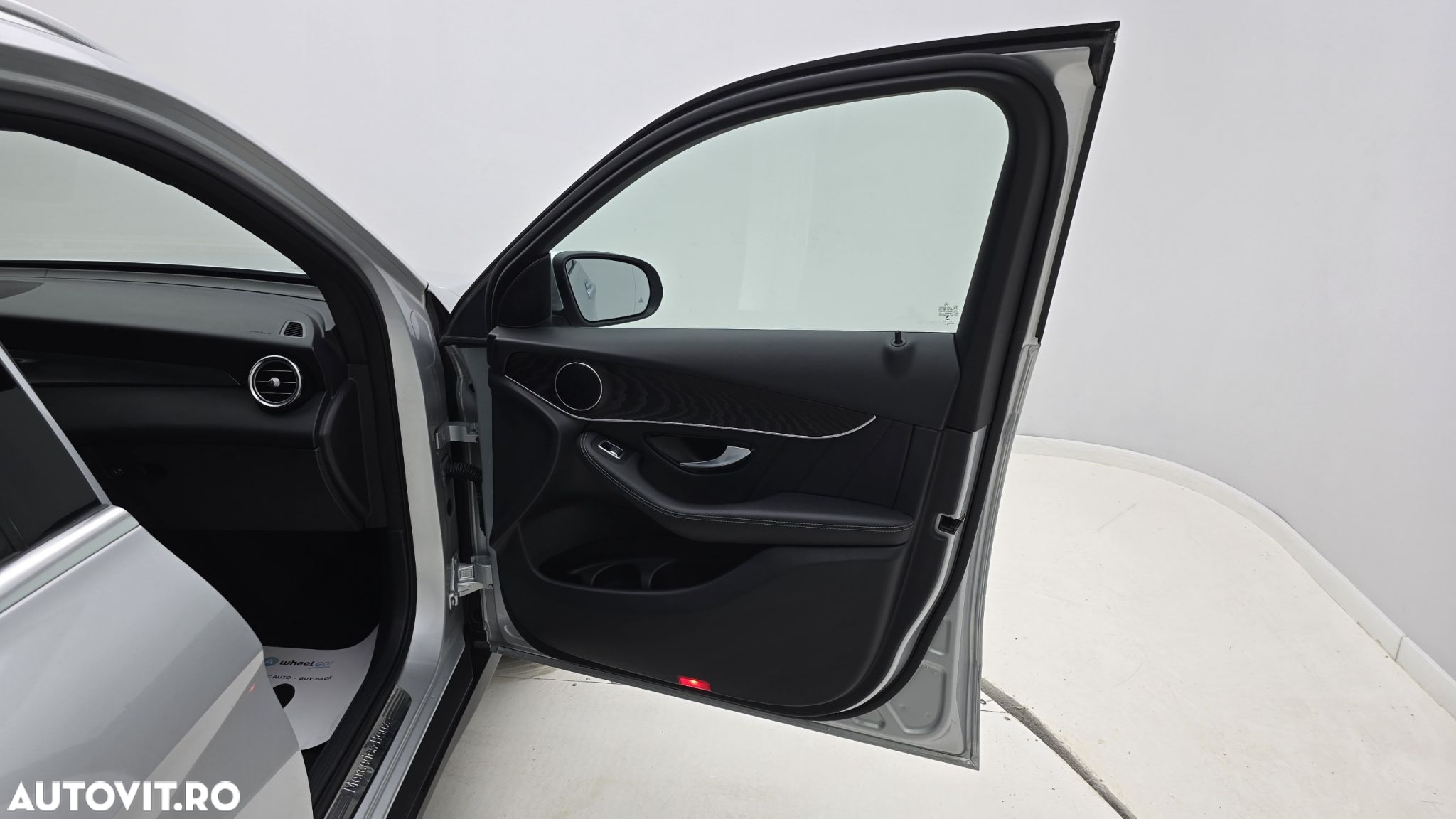 Mercedes-Benz GLC 250 d 4MATIC - 18