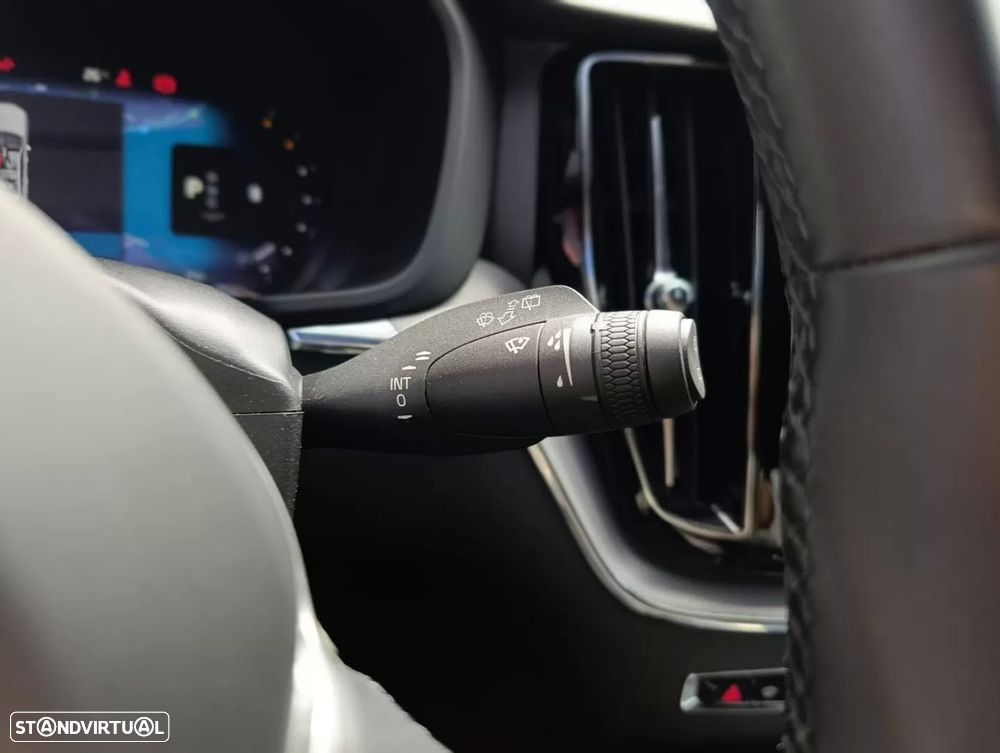 Volvo XC 60 2.0 B4 R-Design - 8