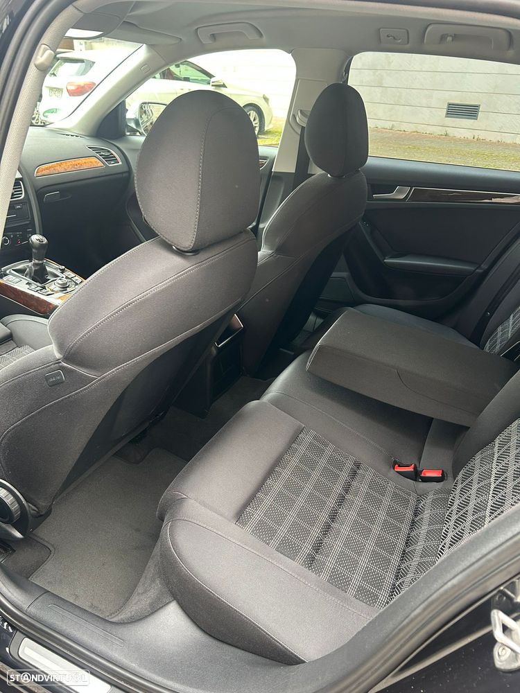 Audi A4 Avant 1.8 TFSI Ambiente - 8