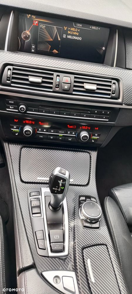 BMW Seria 5 528i Sport-Aut - 13