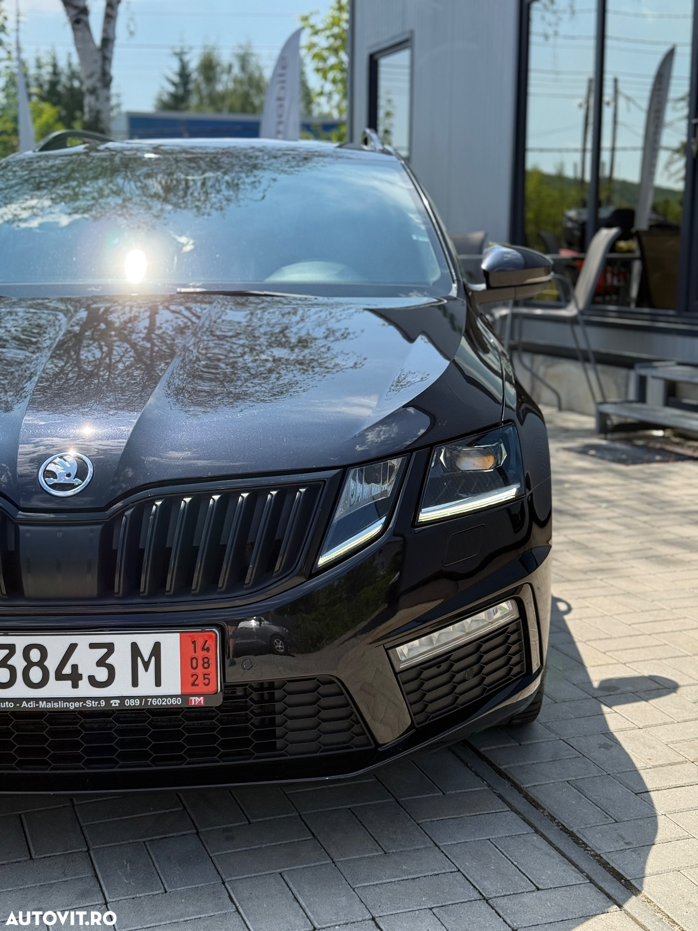 Skoda Octavia Combi Diesel 2.0 TDI DSG RS - 11
