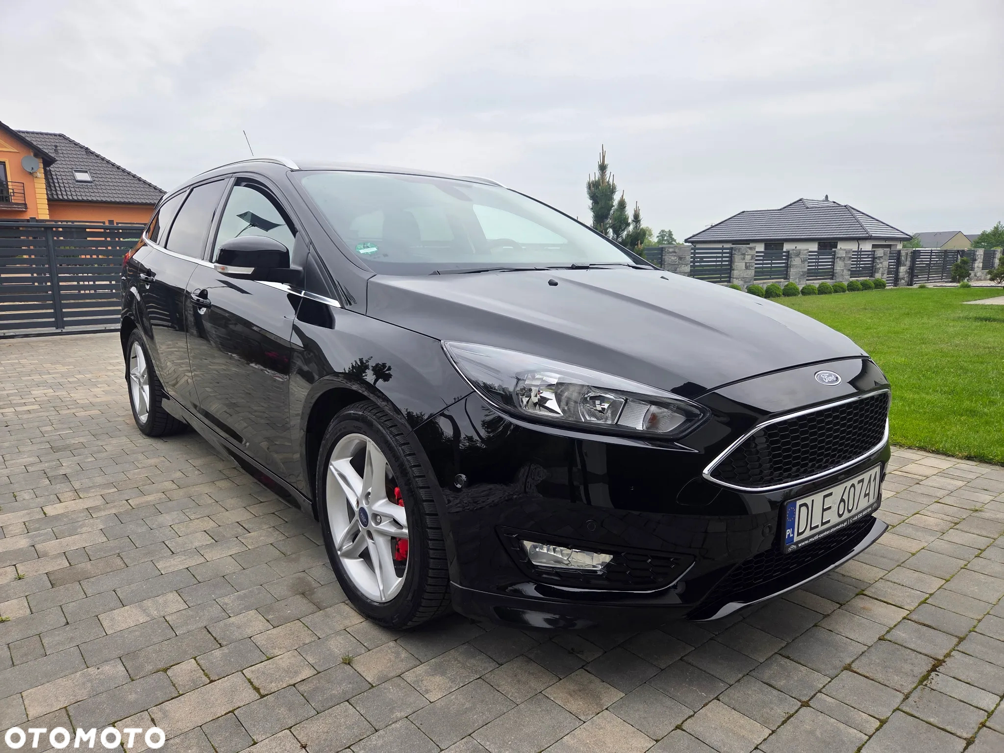 Ford Focus 1.0 EcoBoost Hybrid ST-LINE - 3
