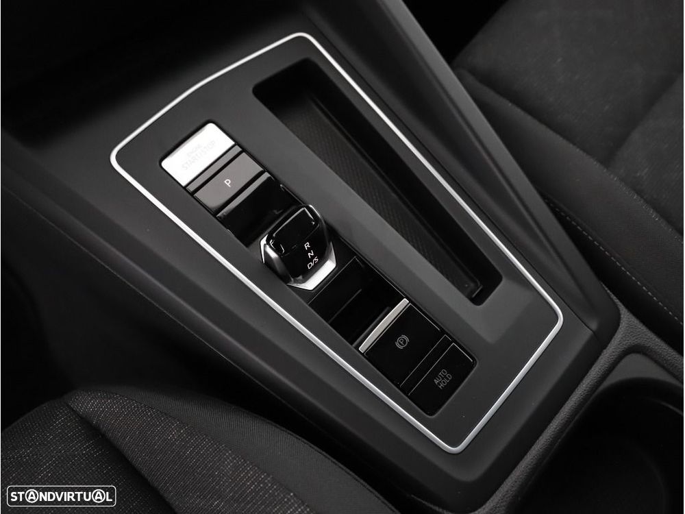 VW Golf Variant 1.5 eTSI Life DSG - 21