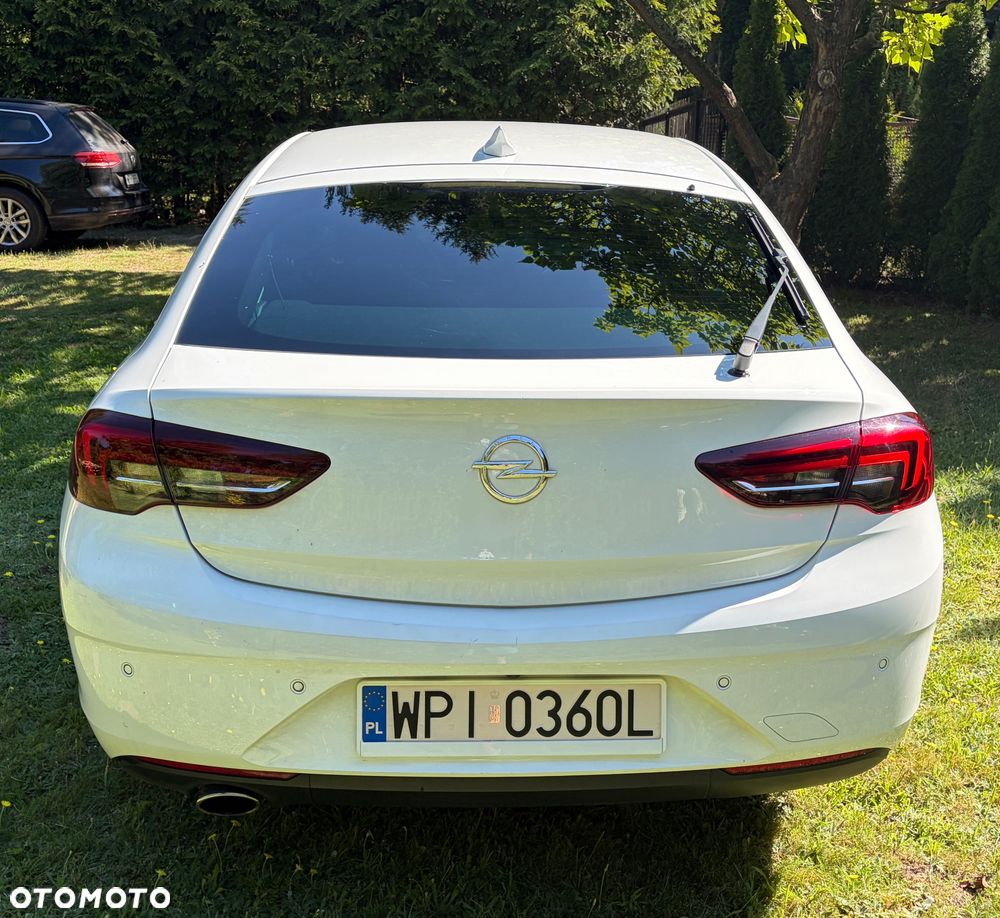 Opel Insignia 2.0 CDTI Cosmo - 3