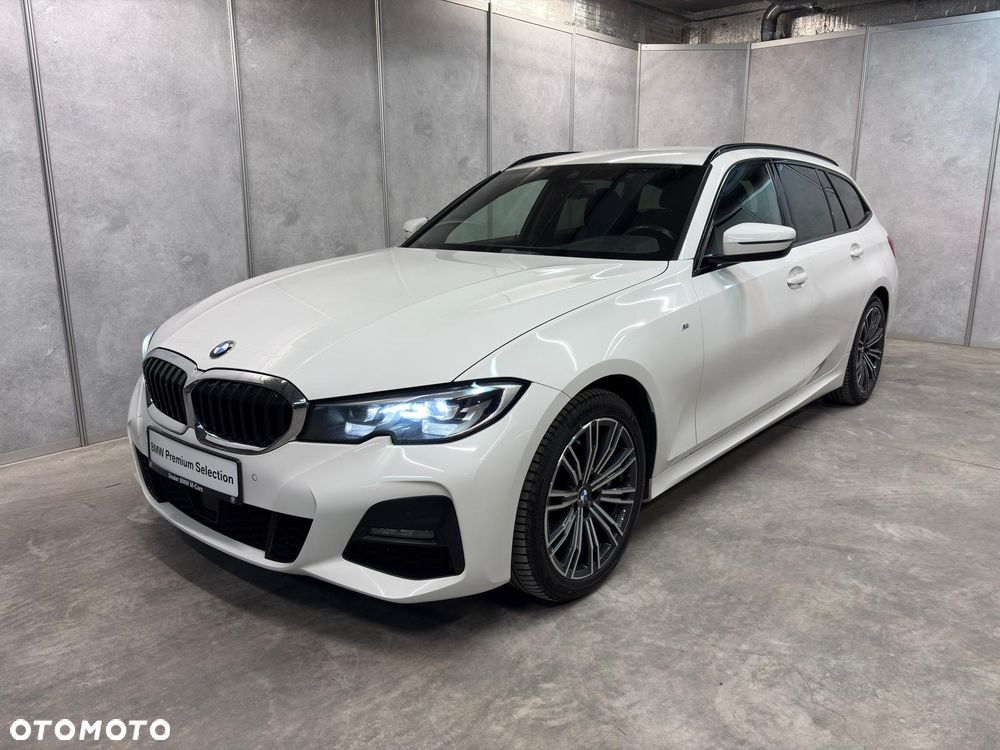 BMW Seria 3 330i xDrive M Sport sport - 2