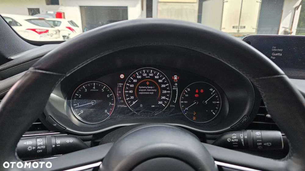 Mazda 3 SKYACTIV-G 120 Urban Limited - 12