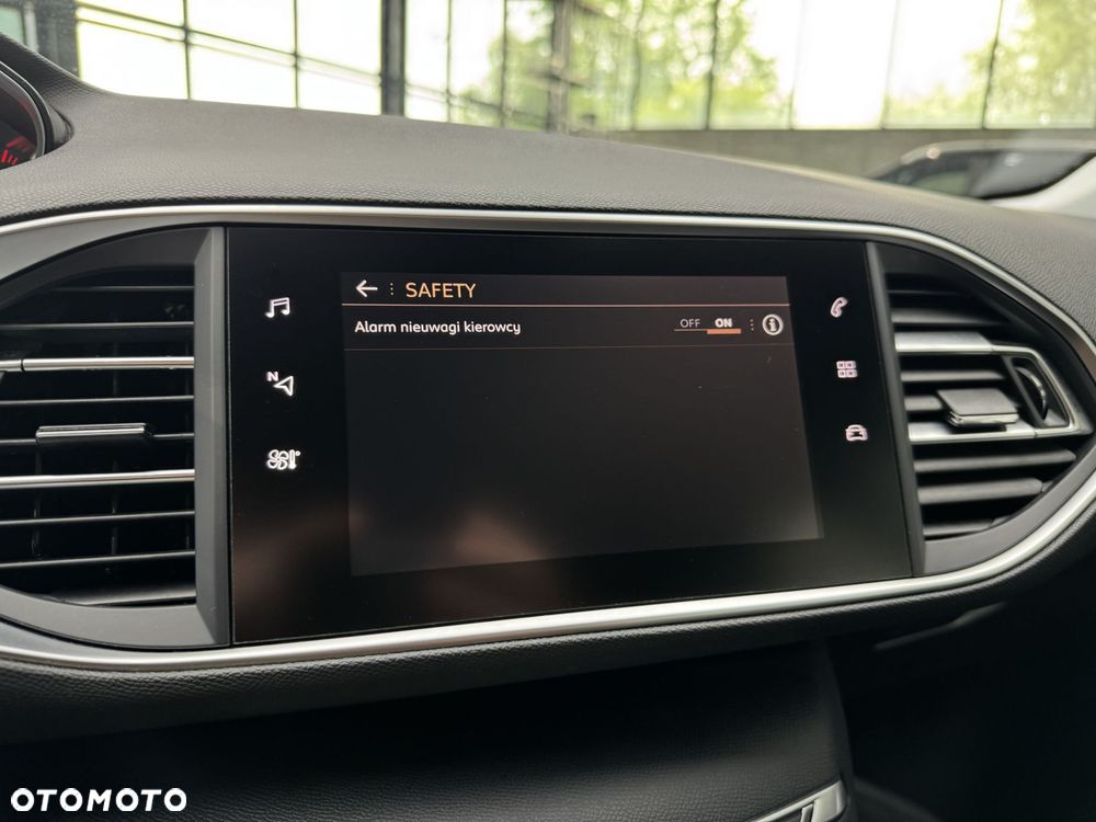 Peugeot 308 1.5 BlueHDi Active S&S - 36