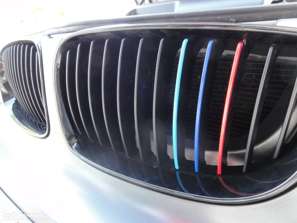 Grelha frontal BMW E46 98-01 C/2 anos de garantia (material novo) - 9