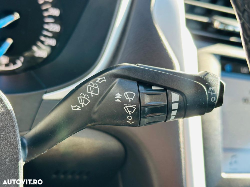 Ford Mondeo 2.0 TDCi Start-Stopp Business Edition - 29