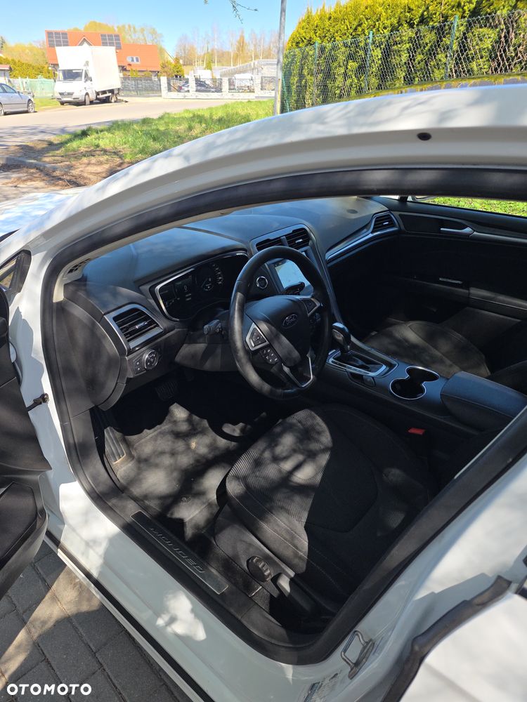Ford Mondeo 2.0 TDCi STart-Stopp PowerShift-Aut Titanium - 11