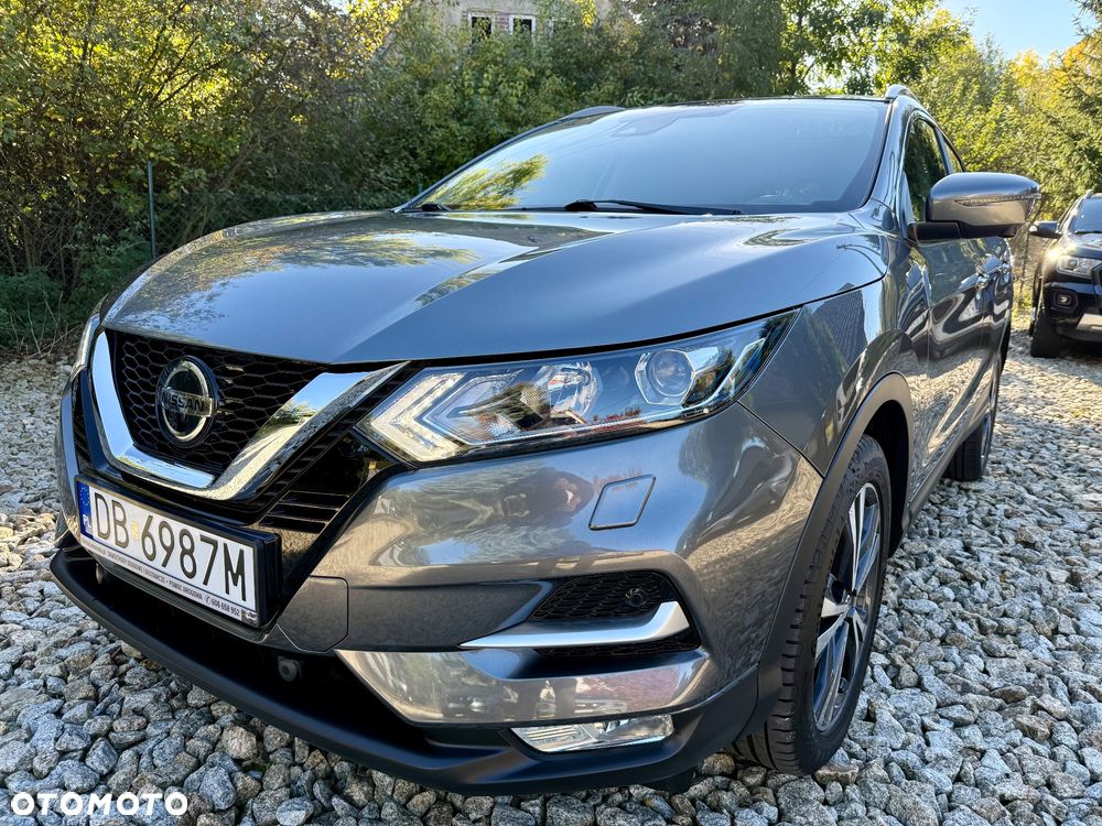 Nissan Qashqai 1.3 DIG-T N-Connecta DCT - 1