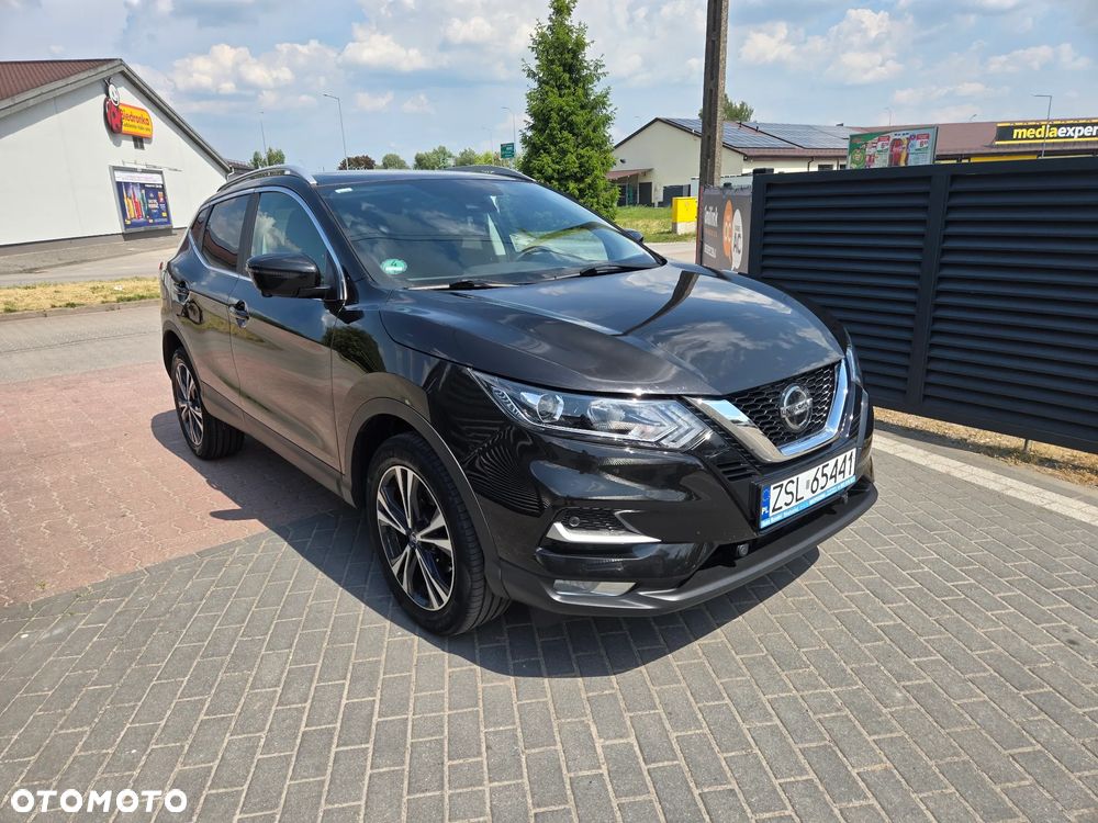 Nissan Qashqai 1.3 DIG-T AKARI - 9