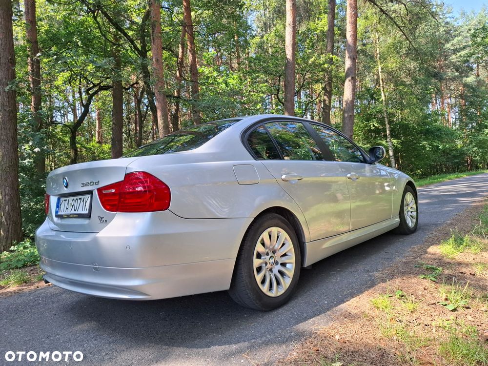 BMW Seria 3 320d DPF - 5