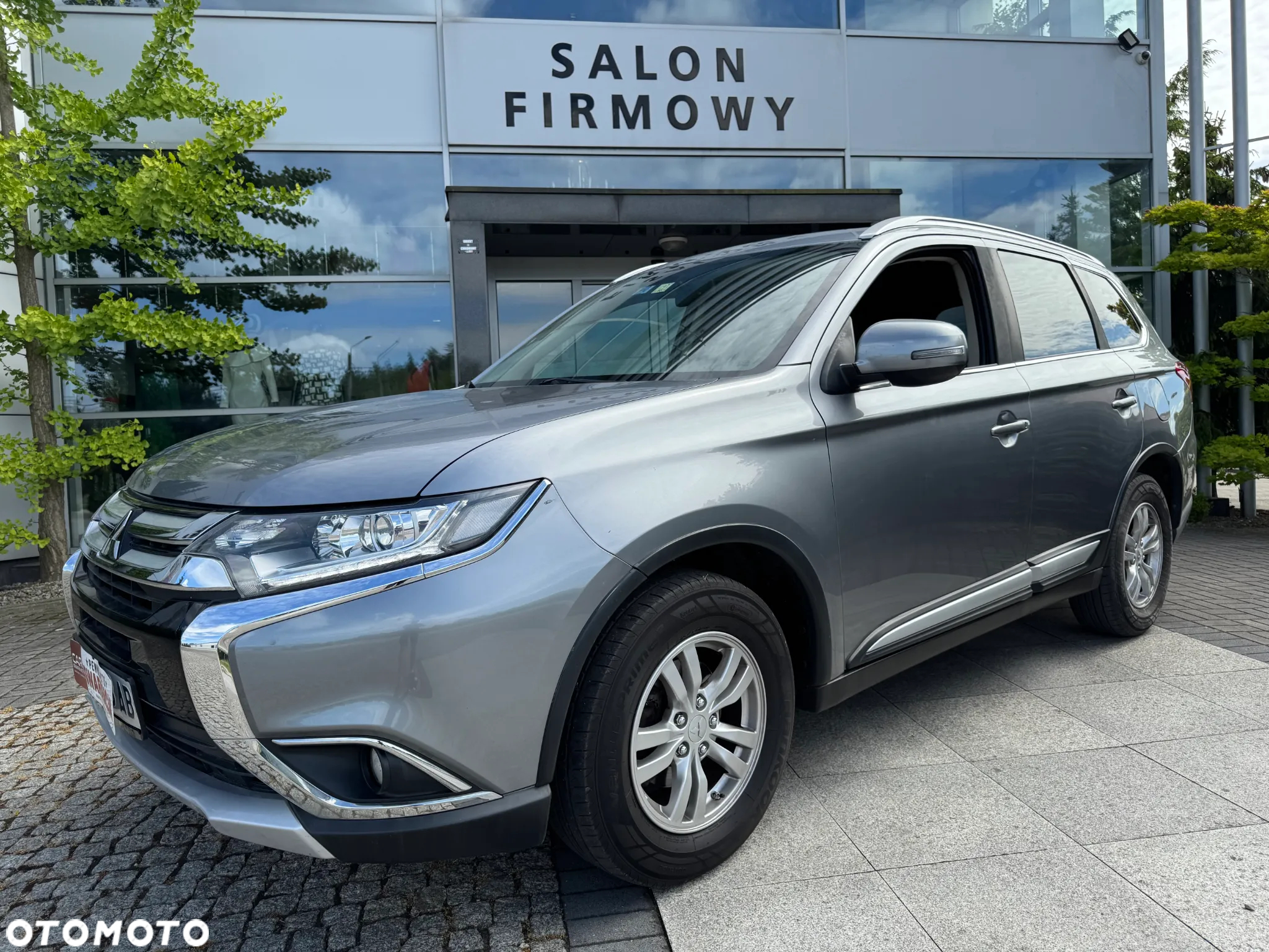 Mitsubishi Outlander 2.0 2WD Diamant Edition - 24