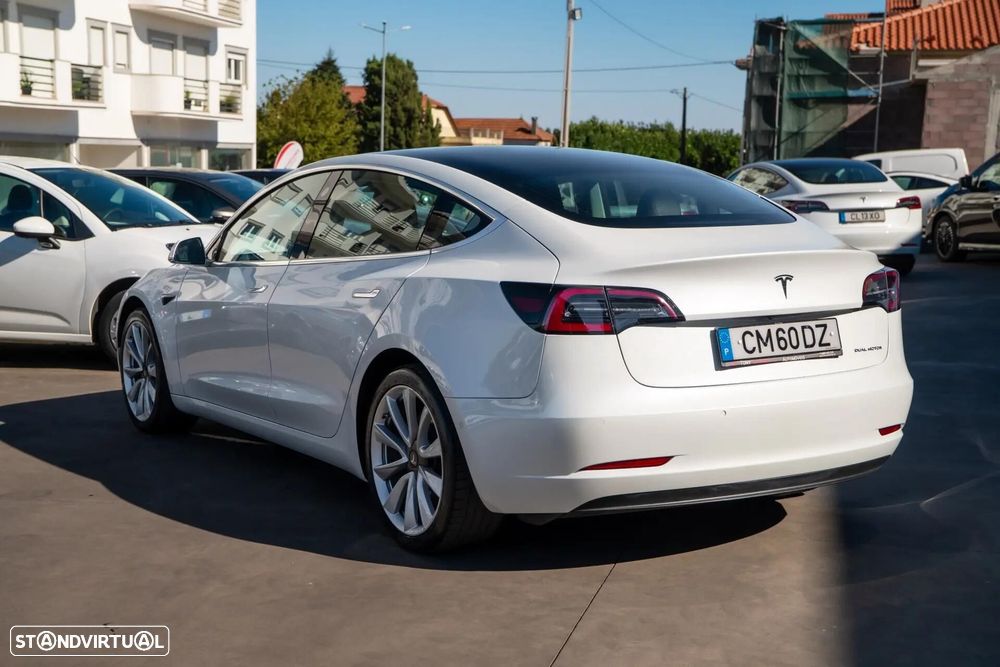 Tesla Model 3 Long-Range Dual Motor AWD - 12
