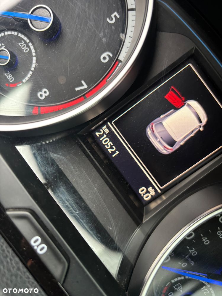 Volkswagen Golf 2.0 TSI 4Mot R DSG - 6