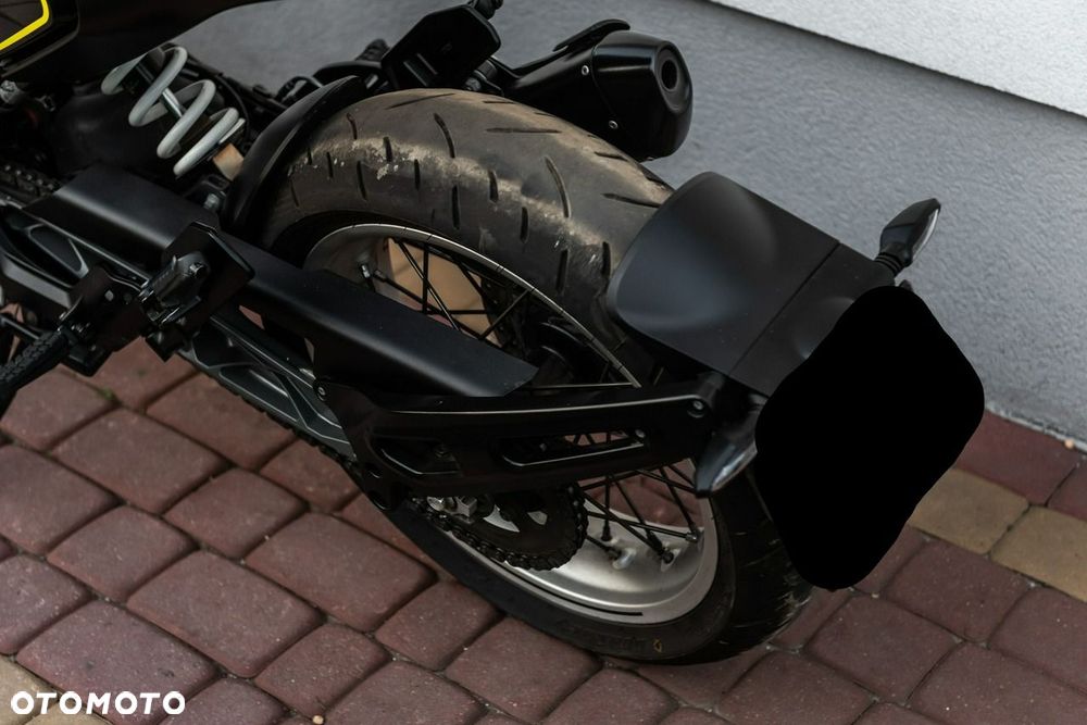 Husqvarna Svartpilen - 8