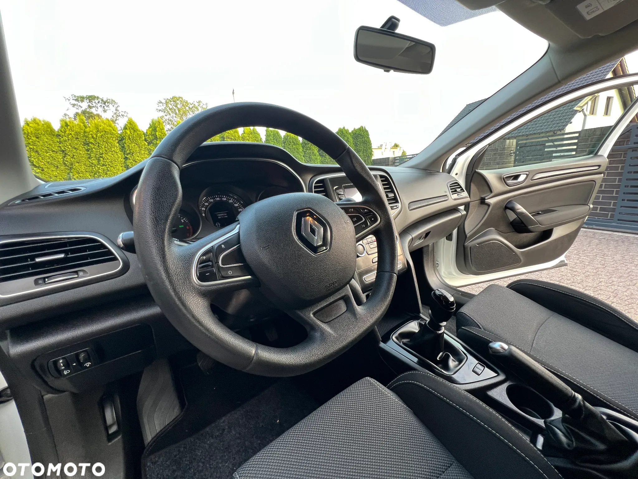 Renault Megane 1.3 TCe FAP Intens - 11