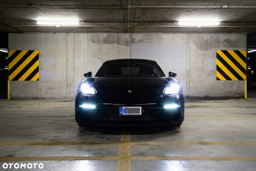 Porsche 718 Cayman - 4