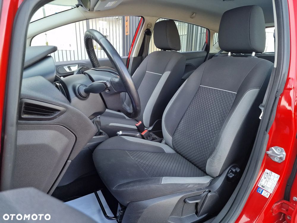 Ford Fiesta - 30