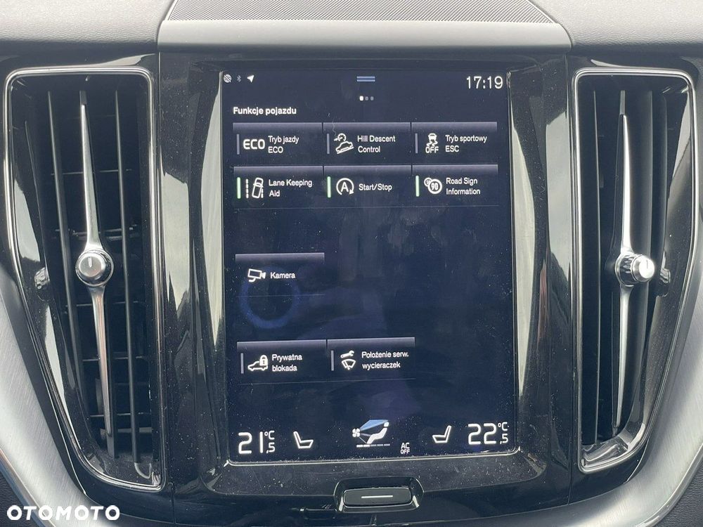 Volvo XC 60 T5 Momentum - 20