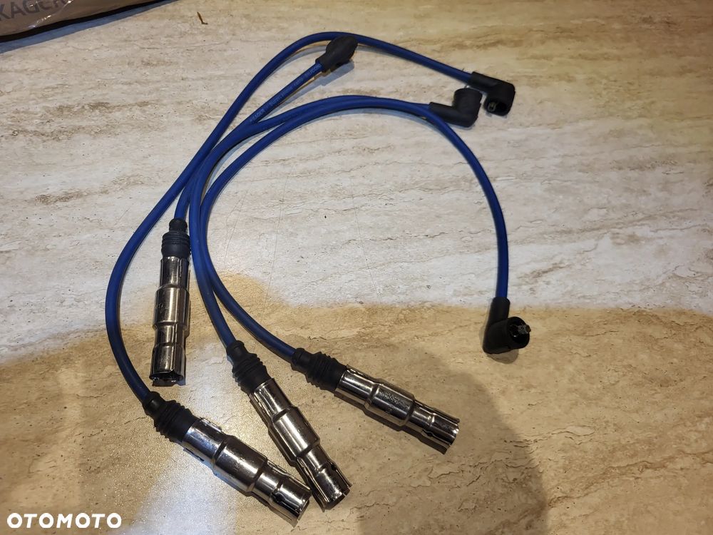 Przewody zapłonowe .KPL.AUDI A3; SEAT ALHAMBRA; SKODA FABIA I, OCTAVIA I, OCTAVIA II; VW CADDY III/MINIVAN, GOLF IV, GOLF PLUS V, GOLF V, GOLF VI, JETTA III 1.6-2.0LPG 09.95-05.15 - 1