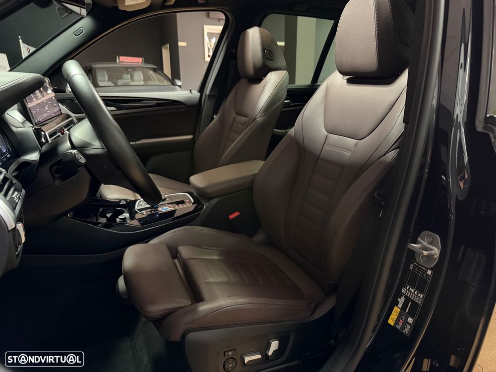 BMW iX3 M Sport Impressive - 18