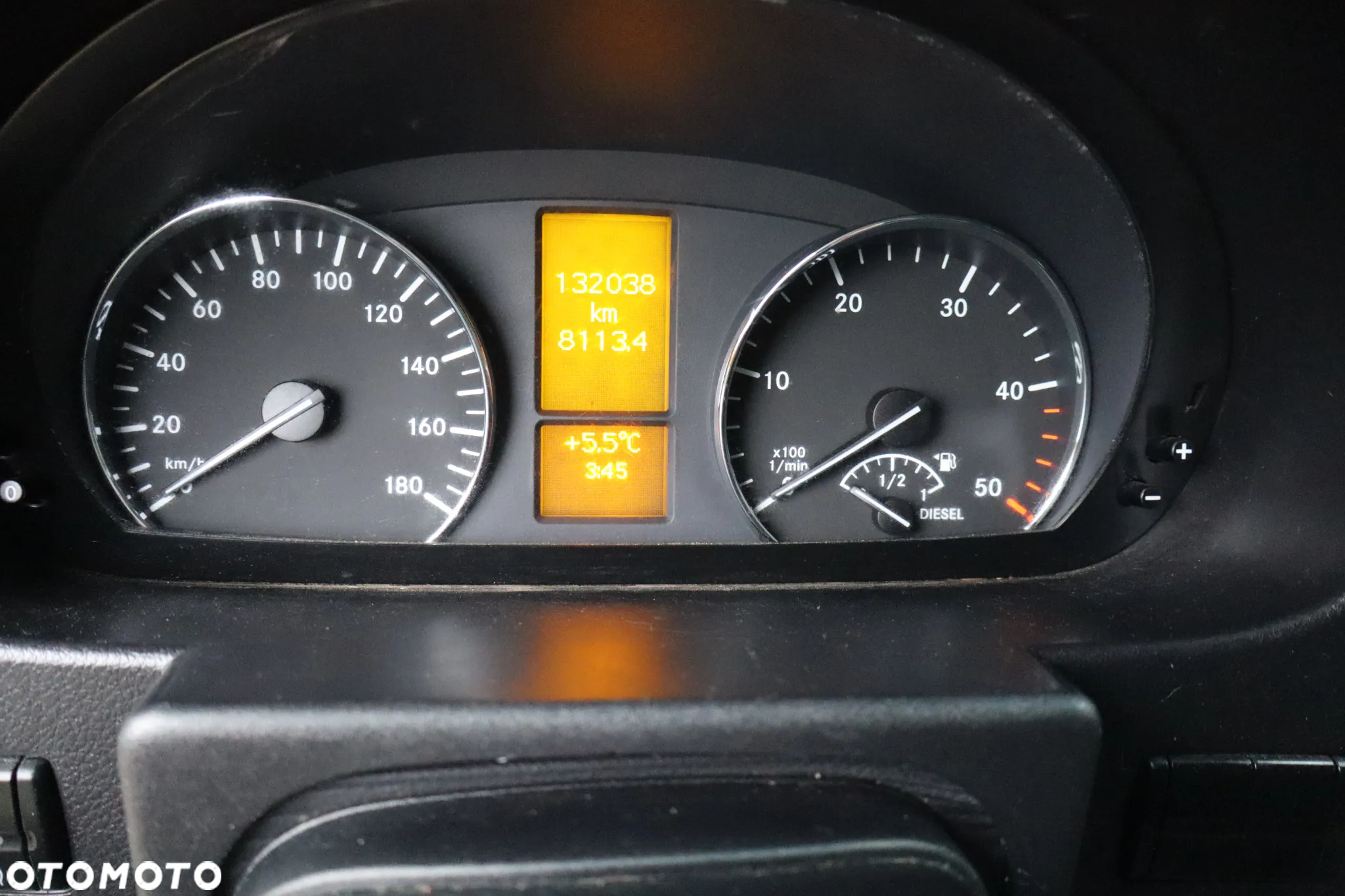 Mercedes-Benz Sprinter - 20