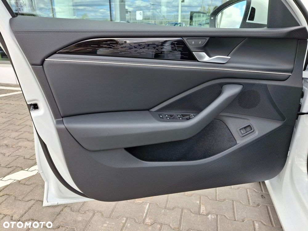 Volkswagen Passat Variant 1.5 TSI EVO Elegance DSG - 10