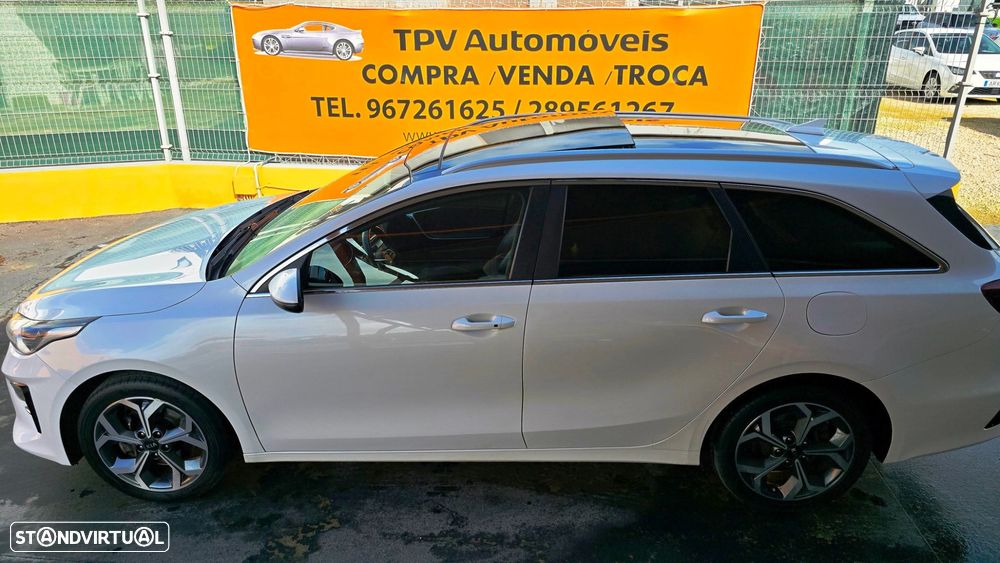 Kia Ceed SW 1.6 CRDi MHEV Drive+SRF - 30
