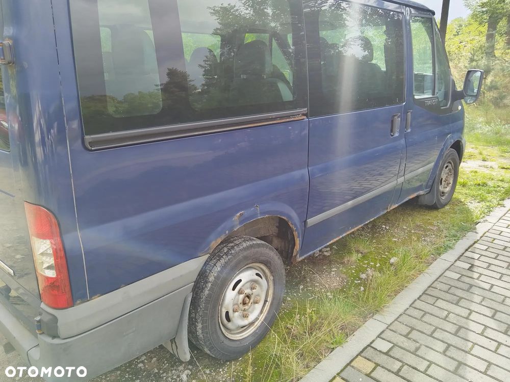 Ford Transit - 12
