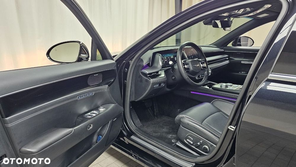 Genesis G90 - 10