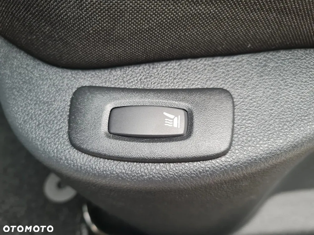 Renault Clio ENERGY TCe 120 LIMITED - 28